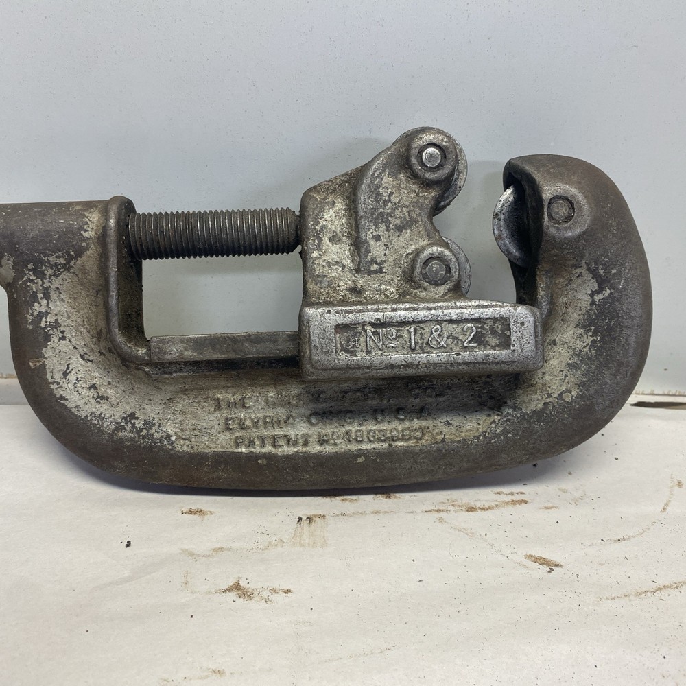 RIDGID No. 1&2 Heavy Duty Pipe Cutter Ridge Tool Company 1/8&Prime; to 2&Prime;