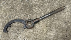 Reed Tool HWS45 Universal Hydrant and Spanner Wrench 125-5&Prime; 100-4&Prime; Durable