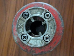 Ridgid Tool 37395 12-R 3/4&Prime; NPT Pipe Threader Die Head with dies
