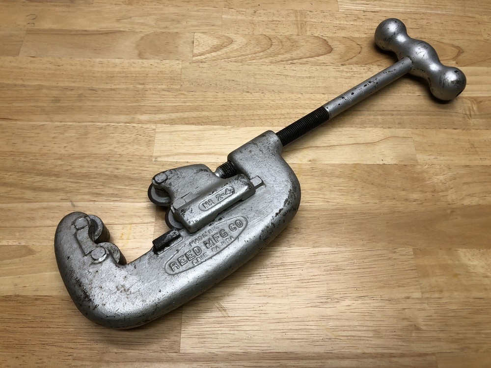 Reed MFG Co. Pipe Cutter Erie PA USA No. 2-4 Heavy Duty 1/2&Prime; &ndash; 2&Prime;