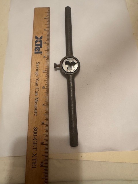 VINTAGE 7MM (M7 X 1.0) ROUND DIE + 9&Prime; STEEL 1&Prime; RND DIE HOLDER WRENCH