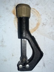 3 pcs TUBE CUTTERS INCLUDING Ridgid 152