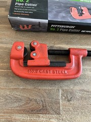 Pittsburgh No. 2 Pipe Cutter Cuts Up To 2-1/2&Prime; Diameter Item # 62243