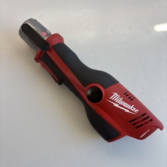 Milwaukee M12 Force Logic Press Tool 2473-20 With 2 Batteries Charger No jaws