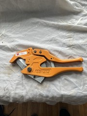 Wheeler Manufacturing Corp. Merry PIP-20 Ratchet Pipe Cutter 7290 1/8&ndash;2 3/8 in