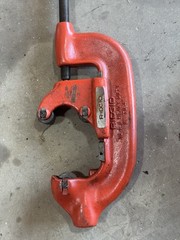 RIDGID 4-S Pipe Cutter 2-4 in OD Cutting Capacity, Std Wheel Cutter