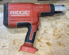 Ridgid RP330 Press Tool ProPress with 6 Jaws, 2 Batteries, and Charger