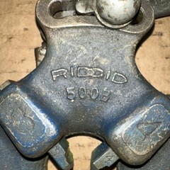 RIDGID BOLT DIE HEAD 500B Bolt with 1/2&Prime; X 13 NC Dies
