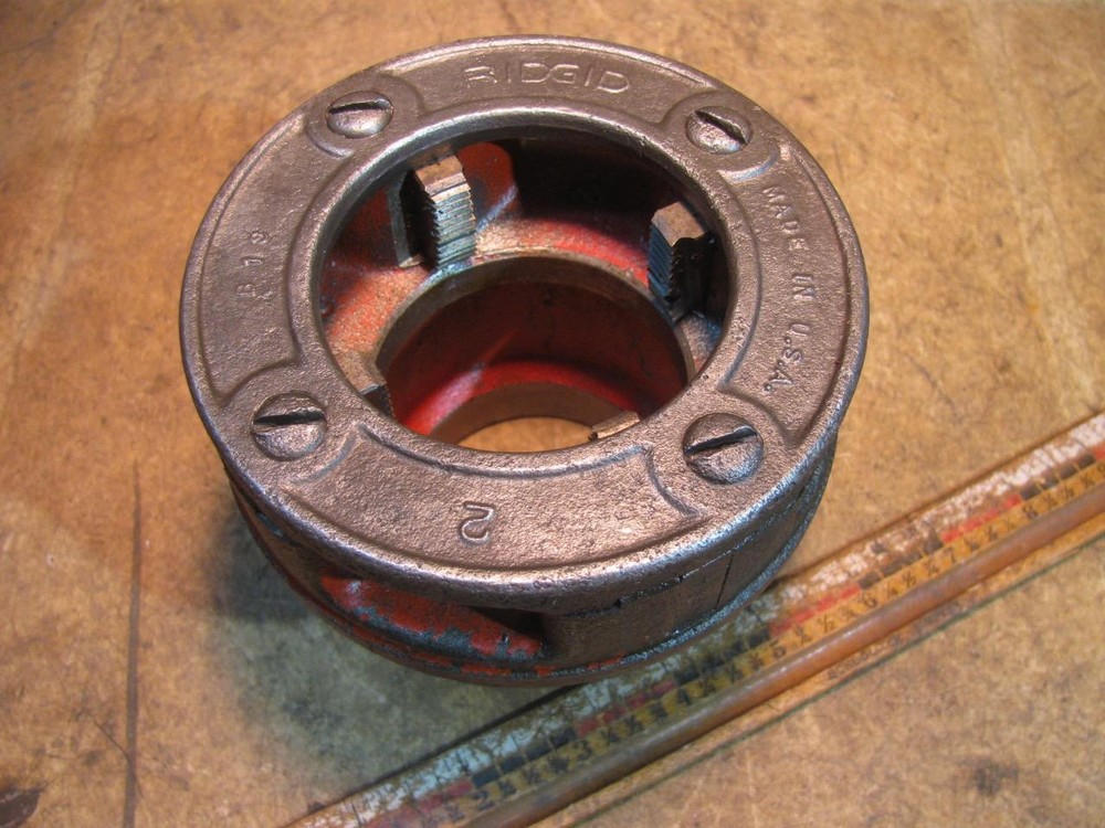 Ridgid 12R 2&Prime; Die Head Ratchet Hand Pipe Threader 700 Power Drive NPSM