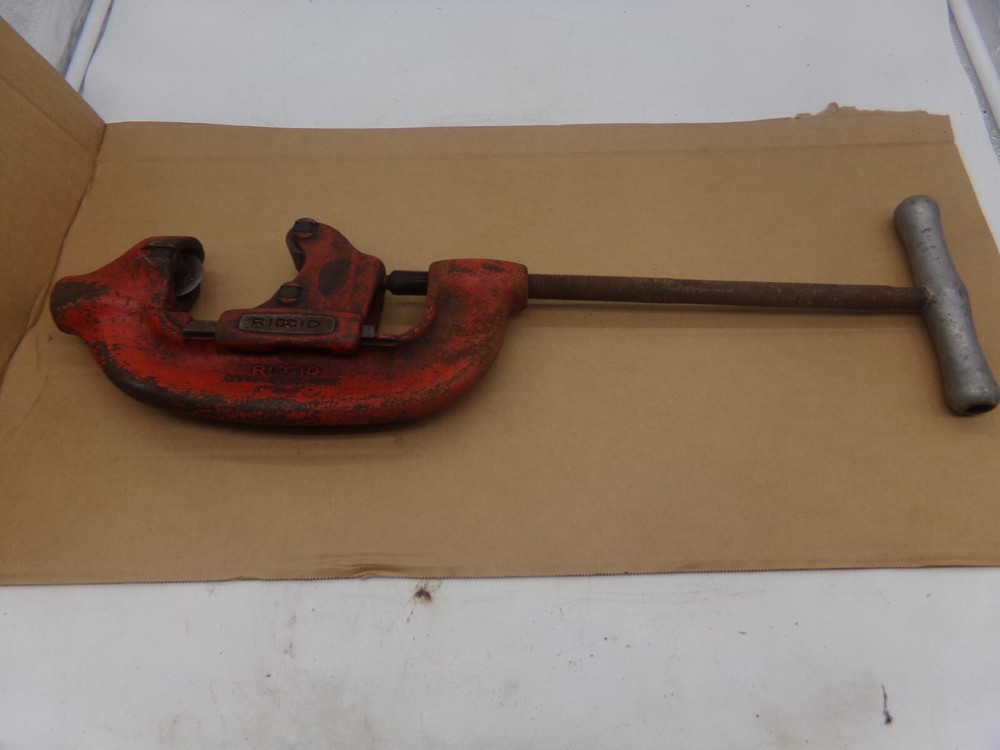 Ridgid 3-S (3S) 1&Prime; &ndash; 3&Prime; Heavy-Duty Large Pipe Cutter Ridge Tool Co.