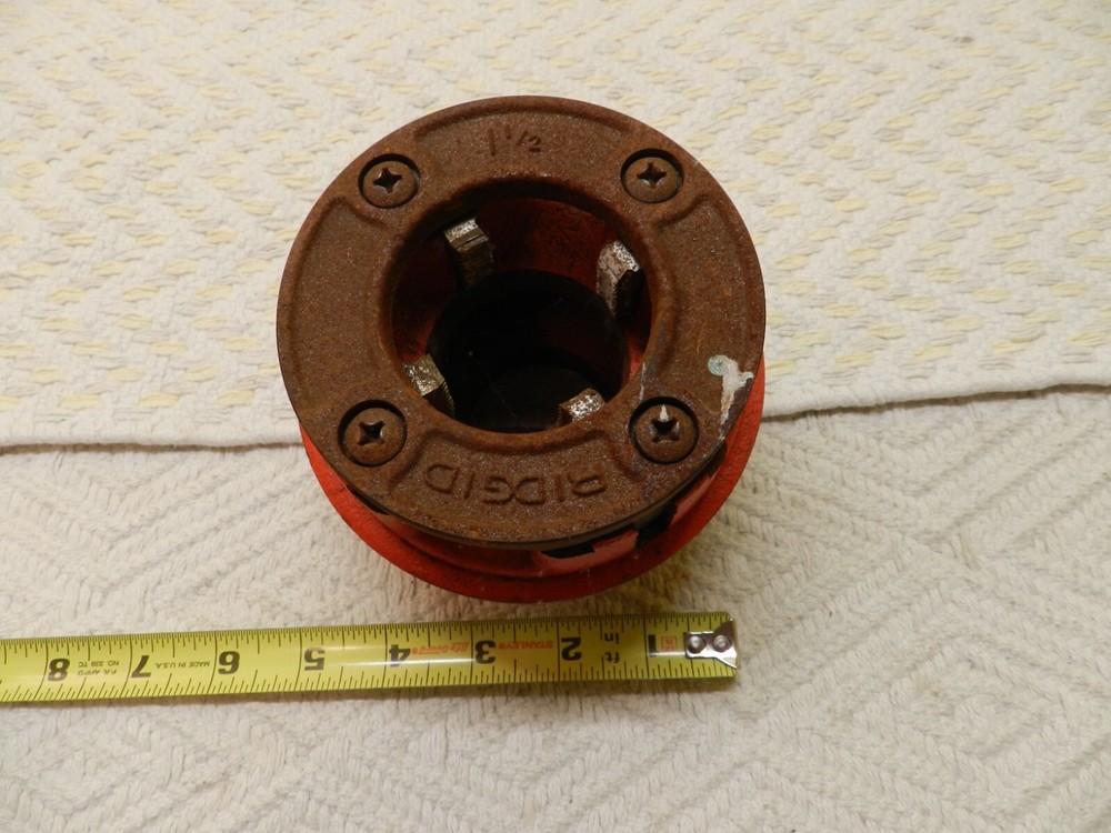 Ridgid 37410 12R 1-1/2&Prime; NPT Ratcheting Pipe Threading Die Head Complete