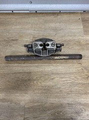 Antique REED MFG CO. Model 2A PIPE THREADER DIE HEAD w/ 1/2&rdquo; Die Jaws & 1-Handle