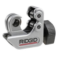 Close Quarters Tubing Cutter 1/4&Prime; to 1-1/8&Prime; Pipe Cutter, Compact Silver Tool
