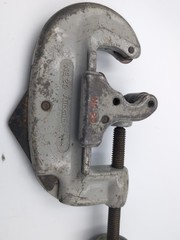 Vintage RIGID No. 20 Tubing Pipe Cutter 5/8 &ndash; 2 1/8 OD, Made In USA