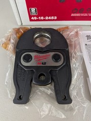 Milwaukee Tool 49-16-2453 1 1/4&Prime; Cts-V Press Jaw For M12 Forcelogic Press Tool