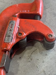 RIDGID 4-S Pipe Cutter 2-4 in OD Cutting Capacity, Std Wheel Cutter