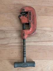 RIDGID No. 1-2 Heavy Duty Pipe Cutter Tool 1/8 To 1 1/4 Trademark Ridge Tool Co