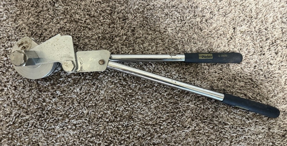 Parker Hannifin no.8- 2829 tube bender made in USA