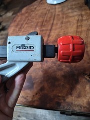 RIDGID No 152 1/4 to 2-5/8-Inch Capacity Quick Acting Tubing Cutter