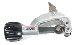 Ridgid 150 Tubing Cutter 31622 1/8&Prime; &ndash; 1-1/8&Prime; Inch Rotary Tube Cutting