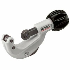 METAL TUBING CUTTER Constant Swing Tube 1/8-Inch to 1-1/8-Inch RIDGID