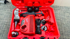 Milwaukee M12 2474-20 ProPEX PEX Expander Kit w/ Batteries Case 372433