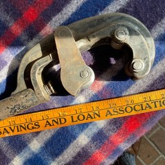 RARE ANTIQUE D. SAUNDERSONS 2&Prime; PIPE CUTTER NO. 2 PATENTED NOVEMBER 28 1880 R$133
