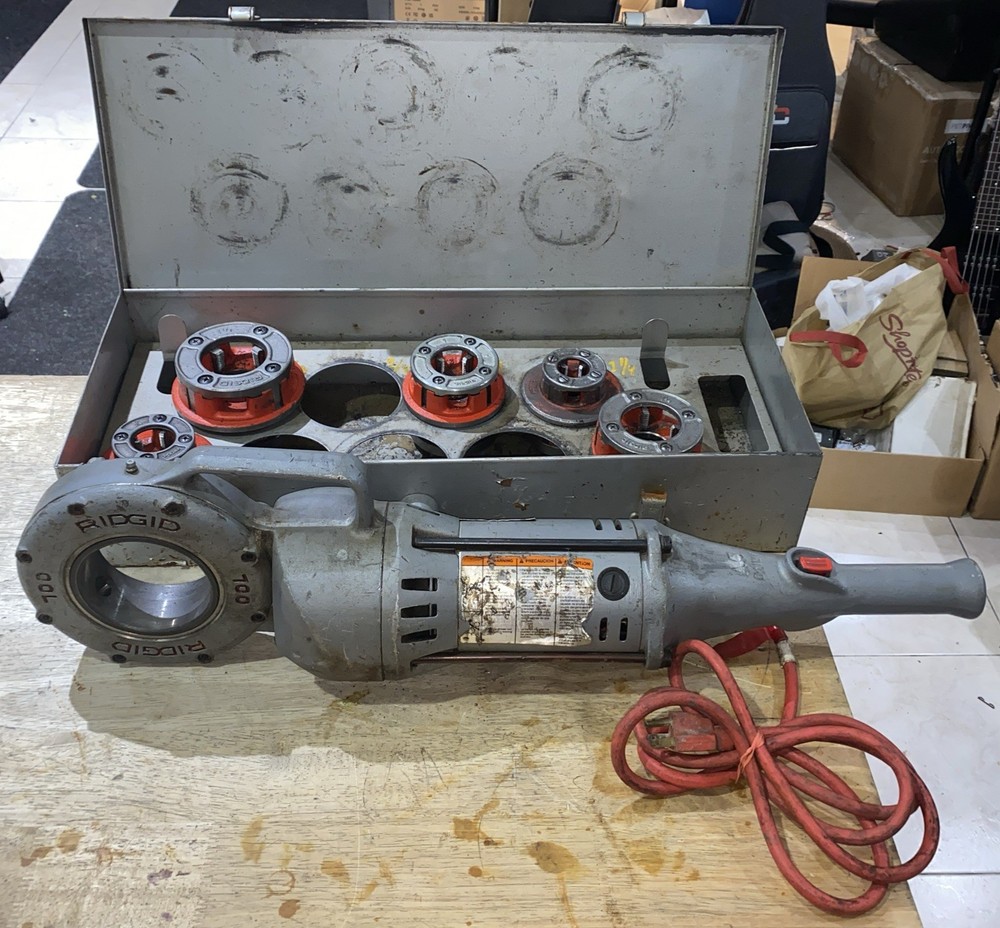Ridgid 700-T2 Power Drive Pipe Threader Electric Threading Machine with 5 Dies