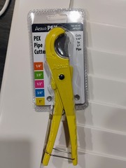 Apollo PEX 1/4&Prime; In. to 1 In. Pipe Cutter and Tubing Cutting Tool Up To 1 1/2&Prime;New
