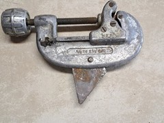 Vintage RIGID No. 20 Tubing Pipe Cutter 5/8 &ndash; 2 1/8 15mm- 54mm. USA