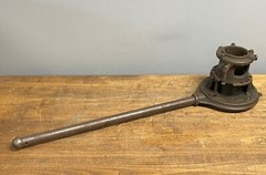 RIDGID No 65-R Pipe Threader Ratcheting for 1&Prime; and 2&Prime; Pipe