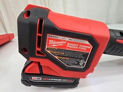 Milwaukee 2674-22C M18 Short Throw Press Tool Kit with PEX Crimp Jaws