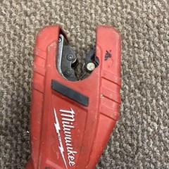 Milwaukee M12 Cordless Copper Tubing Pipe Cutter 3/8&Prime;-1&Prime; Tool Only 2471-20