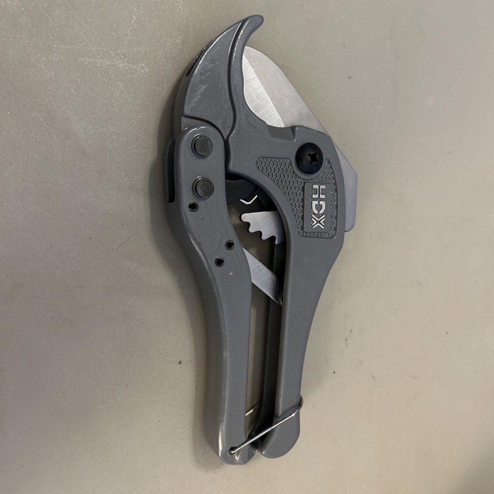 HDX PVC Plastic Tubing Cutter 1-5/8 Or 42mm