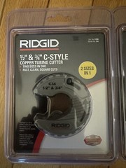 2 RIDGID C-STYLE CUTTERS 57008 & 2 SWING CUTTERS 31622