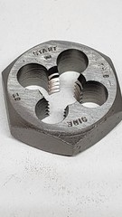 Craftsman 9-52994 &ndash; Series VM &ndash; 14mm 2.00 Threading Die
