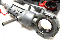 RIDGID 700 Pipe Threader w/ 12-R Die Set & Heavy Duty Ridgid Case (100% TESTED)
