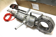 RIDGID 700 Pipe Threader w/ 12-R Die Set & &ldquo;BRAND NEW&rdquo; Metal Case (100% TESTED)
