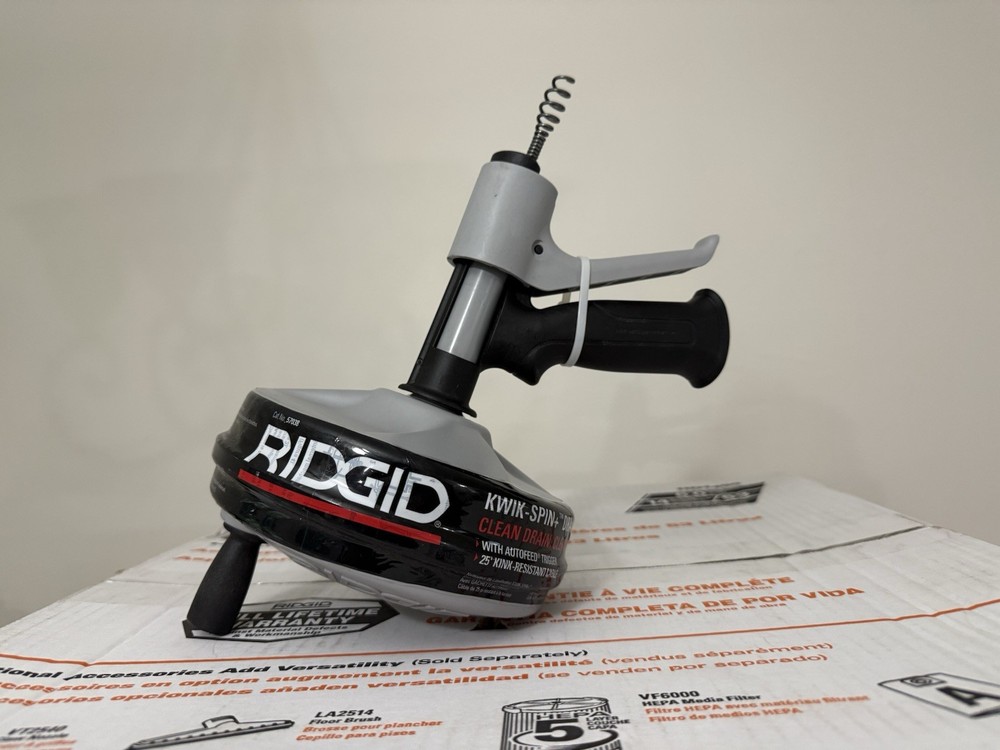 Ridgid 25ft snake cleaner auger with auto feed trigger