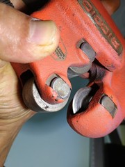 Rigid 2A/202 Heavy Duty No. 1-2 Pipe Cutter Tool 1/8 in To 2 in