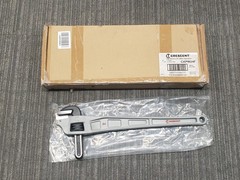 NEW Crescent CAPW24F Pipe Wrench Aluminum Offset Handle 24&Prime; &ndash; FREE SHIPPING