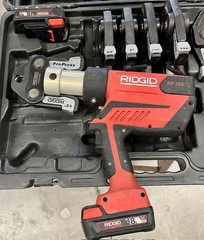 RIDGID RP 350 PRESS TOOL KIT &ndash; 1/2&Prime;-2&Prime; JAWS, 2 BATTERIES, CHARGER