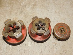 Lot of 3 Ridgid 00-RB Bolt Threader Die Heads 5/16&Prime; &ndash; 3/4&Prime; &ndash; 7/8&Prime;