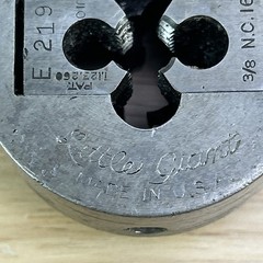 GTD Little Giant 3/8&rdquo; NC 16 2-3/4&rdquo; Size Adjustable Threading Die Insert Collet