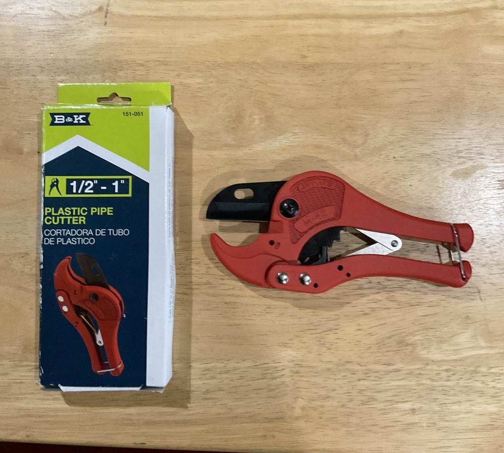 B &K Ratcheting Pipe cutter, plastic pipe 1/2&Prime;to 1&Prime; great condition