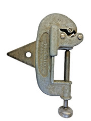 Ridgid No. O 5/8 to 2 1/8 OD RIDGID Tubing Cutter: 5/8 in &ndash; 2 1/8 in OD Cutting