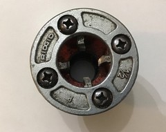 RIDGID 00-R Manual Ratchet Head & Handle &ndash; Pipe Threader Dies 1/2&Prime; And 3/8&Prime;