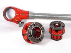 RIDGID 00R Pipe Threader Die Head Set, 1&Prime; & 3/4&Prime; with Ratchet, 00R