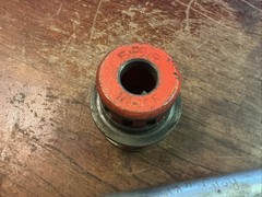 Ridgid 00-R With 1/2&rdquo; NPT Die Head (used)