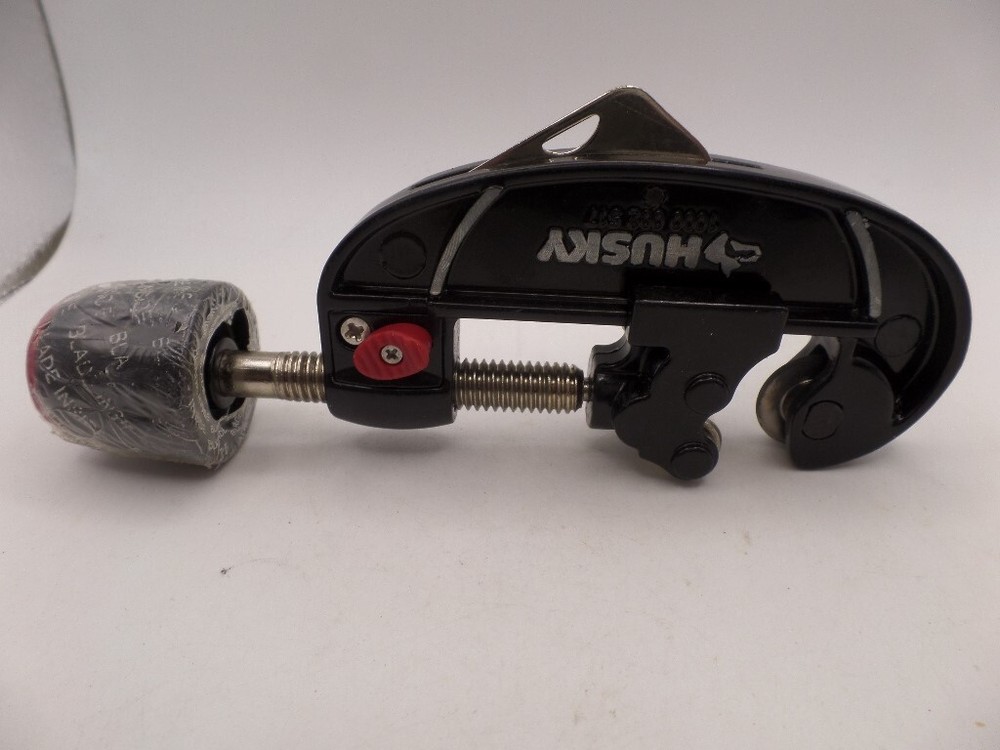HUSKY 80-772-111 1-1/8 IN. QUICK-R80-772-111 QUICK-RELEASE TUBE CUTTER